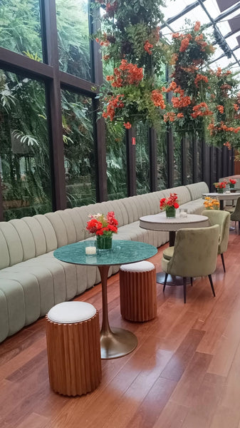 Bistrot Baixo Saarinen Mármore Guatemala