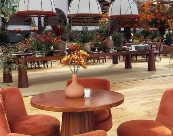 Mesa Bossa Madeira Pé Cone